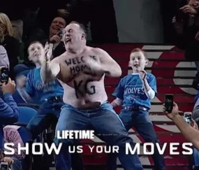  篮球纪录片热播，回顾经典瞬间感动人心