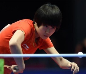  诺里正反手均衡发力压制对手节奏