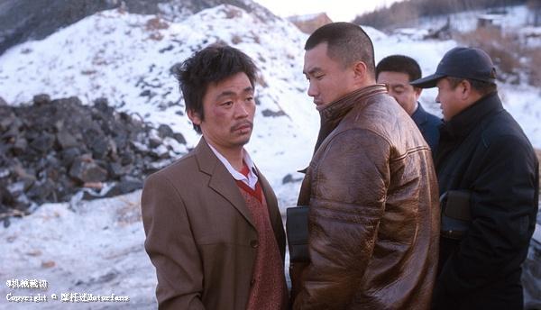  草地赛季遭遇极端天气，多场比赛被迫延期举行