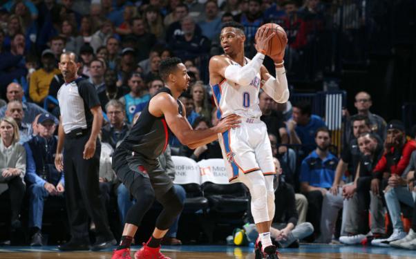  哥伦比亚锋线双煞联手破纪录